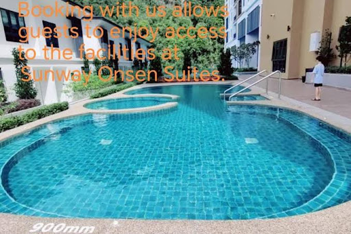 Free EV Car Charge KTV SnookerPS5Game 13Pax Ipoh - Three-Bedroom House