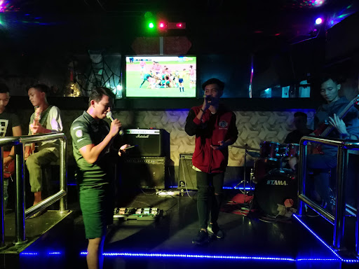 Lemambang Lemai Pub & Karaoke