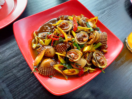 Lavista Bistro and Karaoke