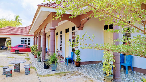 Desa Besut Inn