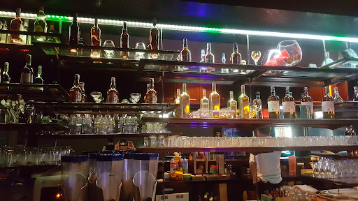 Wave Karaoke & Lounge