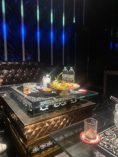 White Palace KTV & Lounge