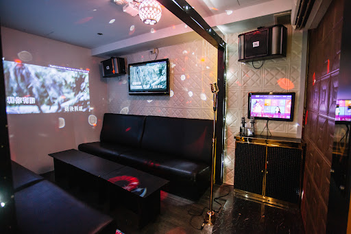 Music Band Family KTV