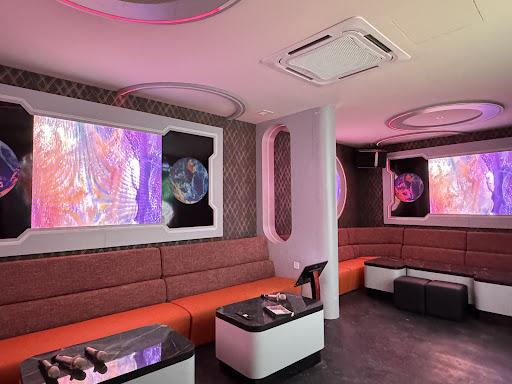 V Box Family Karaoke KTV - Permas Jaya