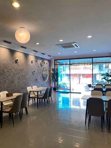 Space Time Bistro by K-Grill