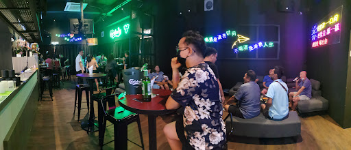BarRoom Muar